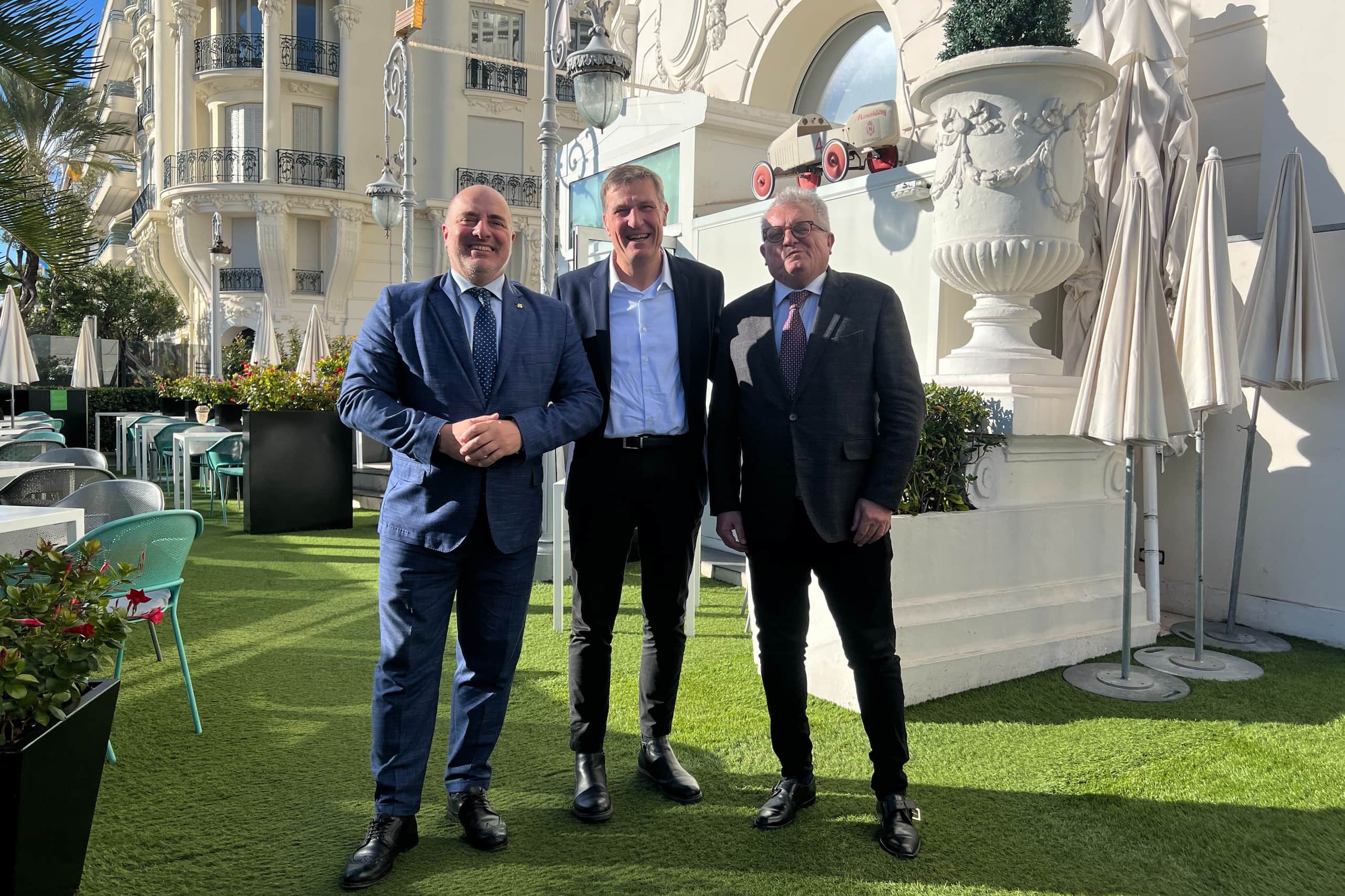 Promotion du tourisme et des transports : depuis 25 ans, la Chambre de Nice est au service du territoire ligure pour le développement des relations frontalières.